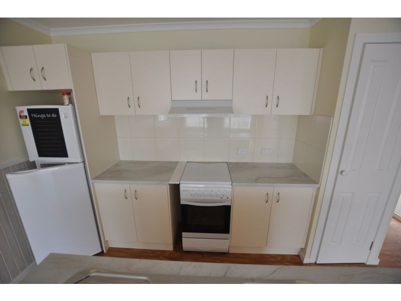 12 Adam Street, Cobden VIC 3266