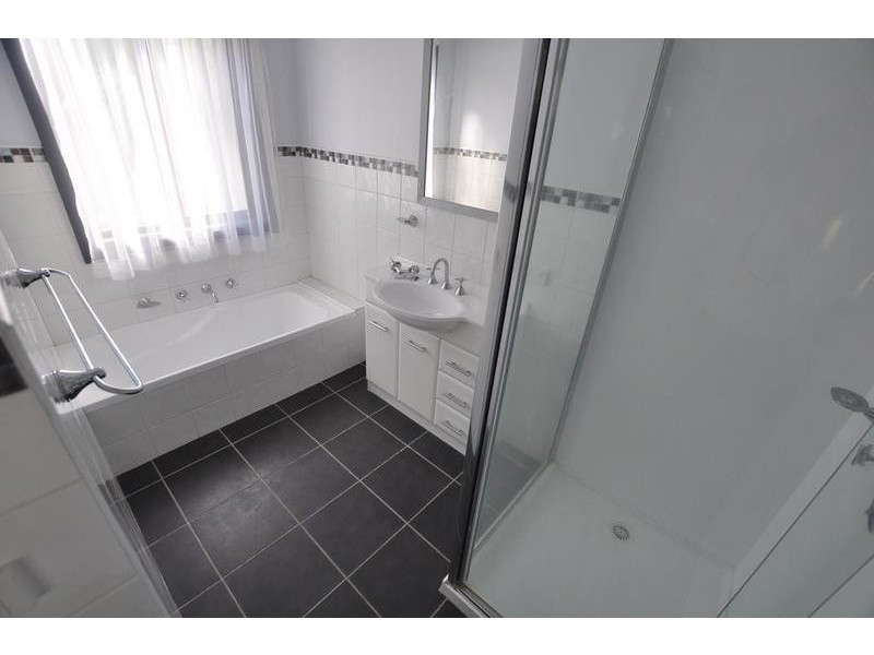21 Henderson Street, Camperdown VIC 3260
