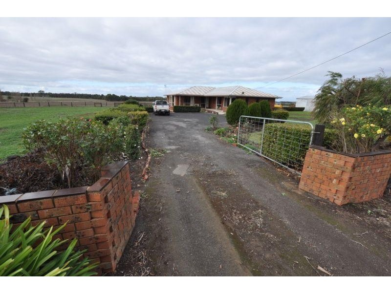 795 Camperdown-Cobden Road, Bostocks Creek VIC 3260