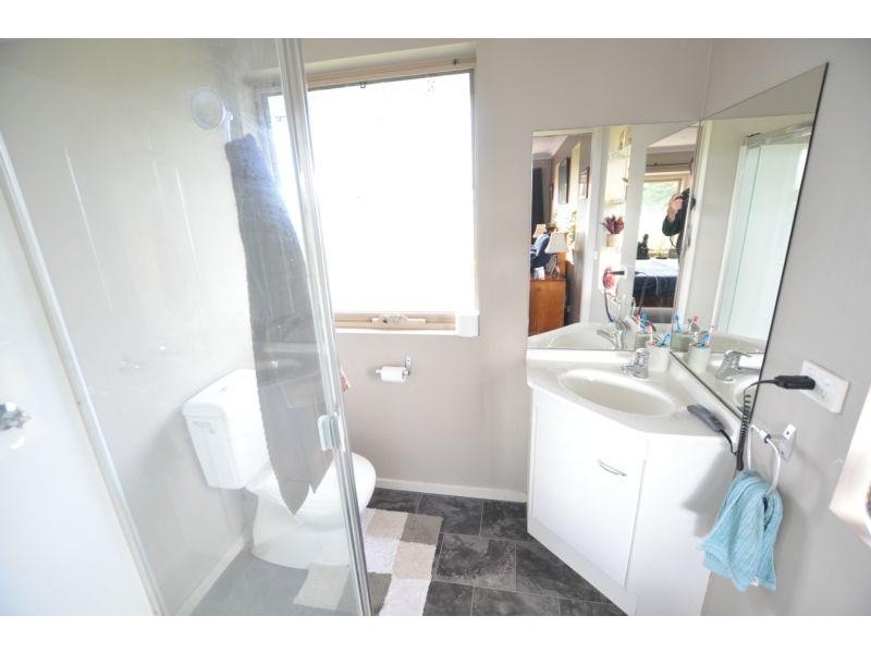 795 Camperdown-Cobden Road, Bostocks Creek VIC 3260