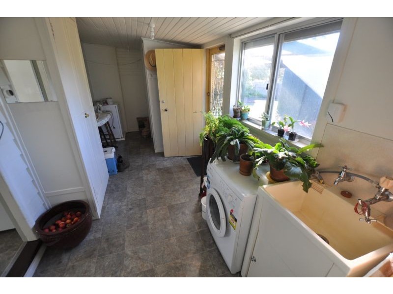 22 Lawrence Street, Camperdown VIC 3260