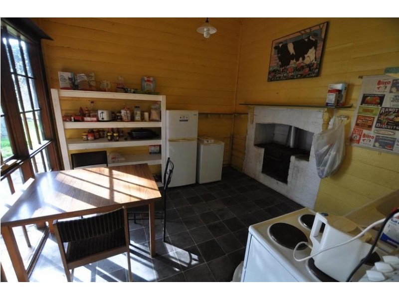 7622 Hamilton Highway, Berrybank VIC 3323