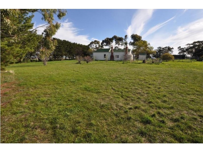 7622 Hamilton Highway, Berrybank VIC 3323