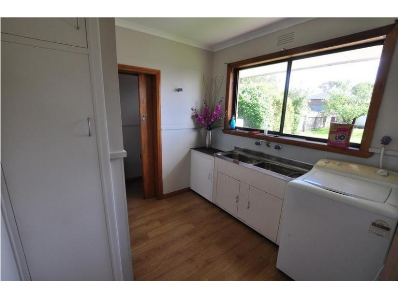 4 Scott Street, Cobden VIC 3266