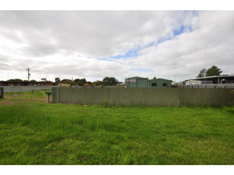 89 Neylon Street, Cobden VIC 3266