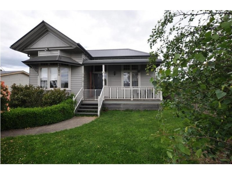 13 Clarke Street, Cobden VIC 3266
