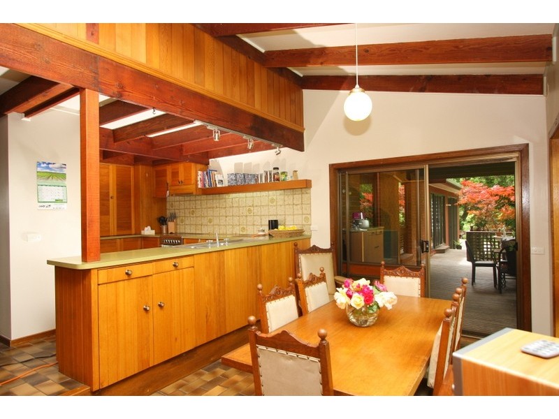 24 Shenfield Street, Cobden VIC 3266