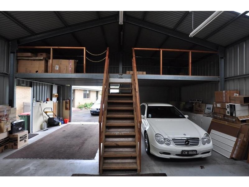 16 Cemetery Road, Cobden VIC 3266