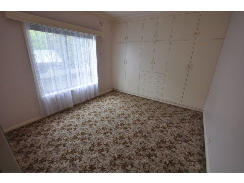 100 Walker Street, Cobden VIC 3266