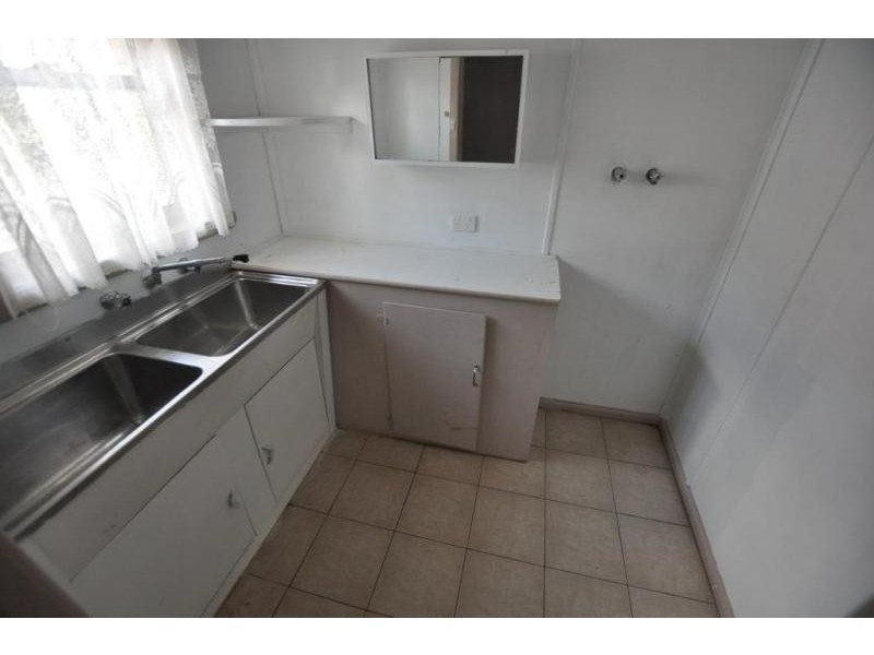 12 Old Port Campbell Road, Cobden VIC 3266