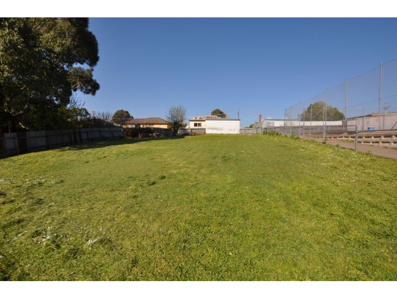 10 Silvester Street, Cobden VIC 3266