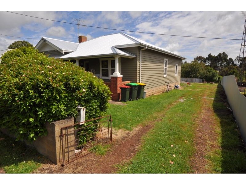 10 Silvester Street, Cobden VIC 3266
