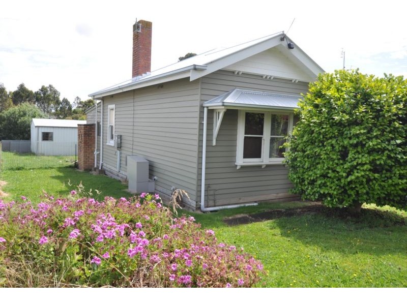 10 Silvester Street, Cobden VIC 3266