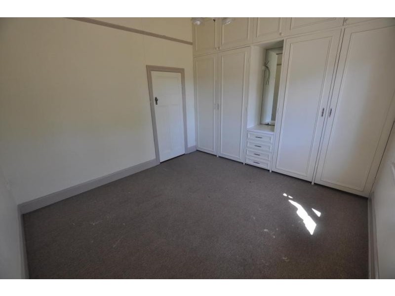33 Clarke Street, Cobden VIC 3266
