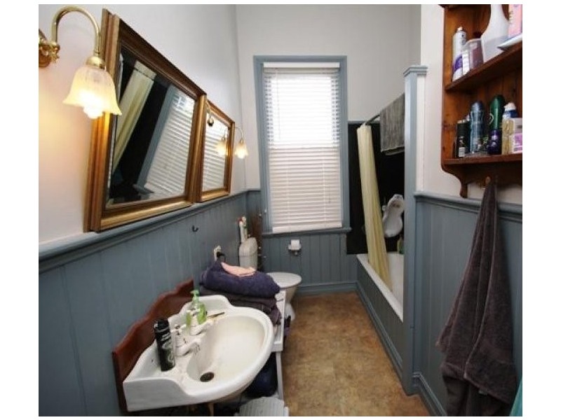 13 Clarke Street, Cobden VIC 3266