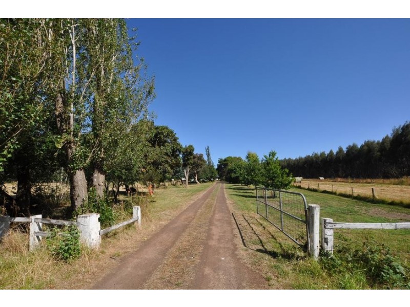 1249 Cobden-Terang Road, Cobden VIC 3266