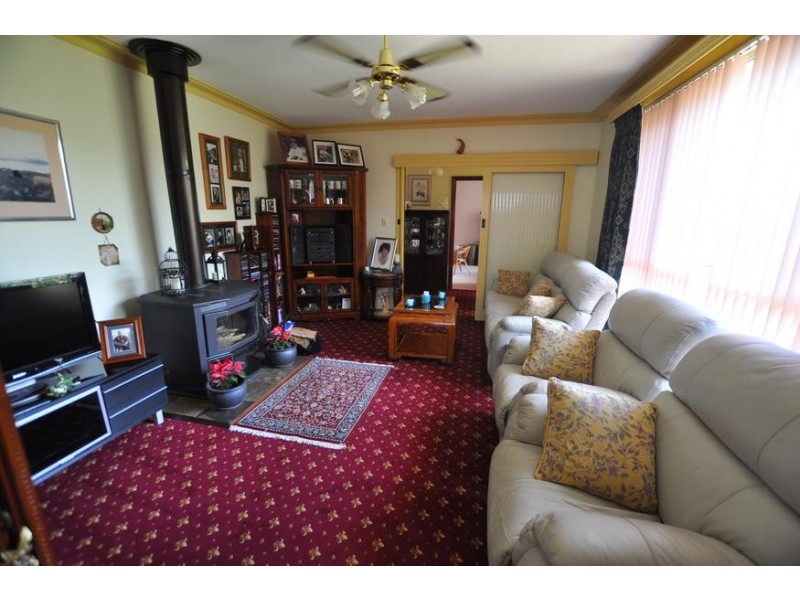 200 Hinkleys Road, Tandarook VIC 3260