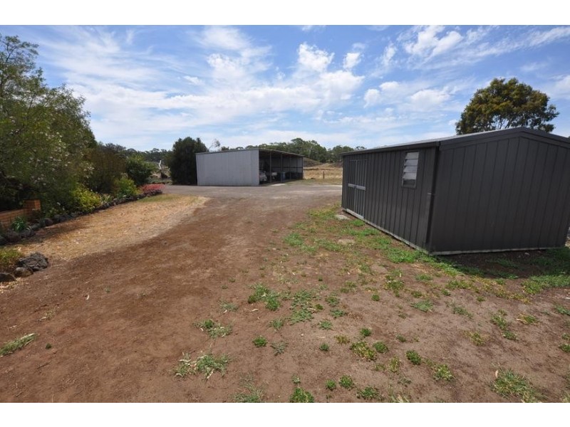 200 Hinkleys Road, Tandarook VIC 3260