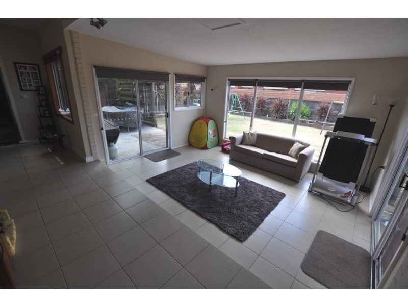 46 Clarke Street, Cobden VIC 3266