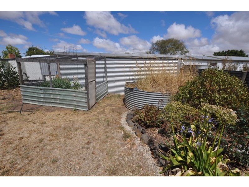 54 Seymour Street, Lismore VIC 3324