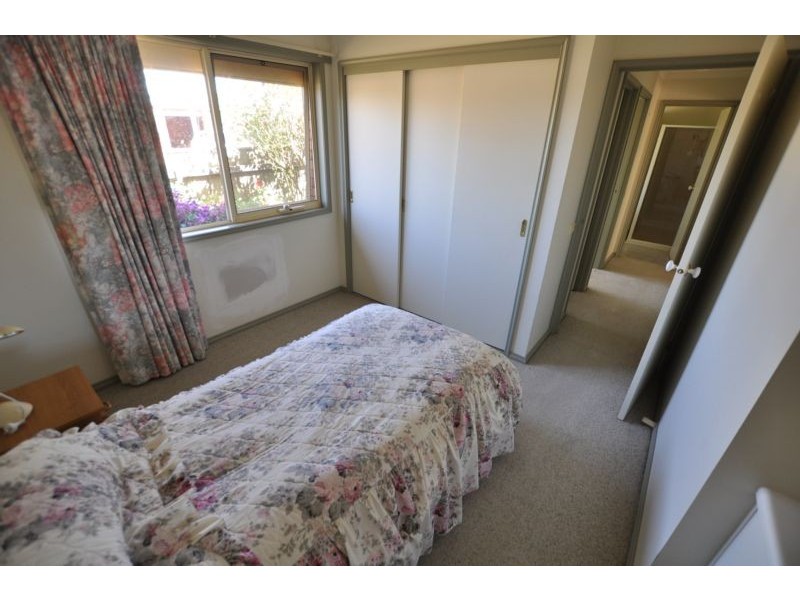 3 Rix Avenue, Cobden VIC 3266