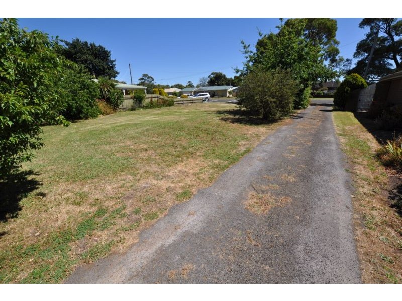 3 Rix Avenue, Cobden VIC 3266