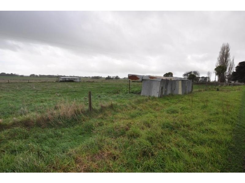 102 Neilsons Road, Ecklin South VIC 3265