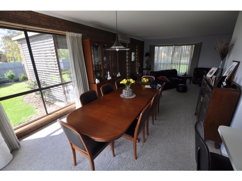 2 Victoria Street, Cobden VIC 3266