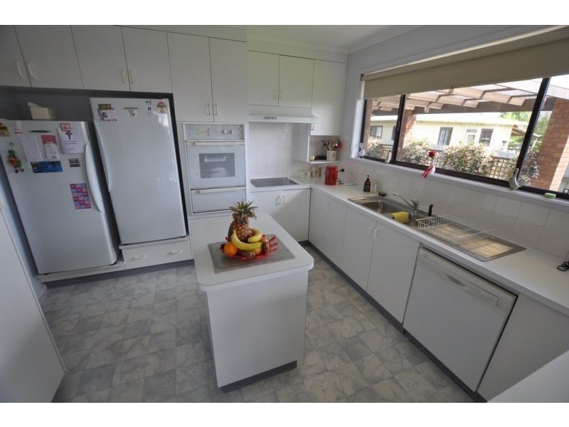 2 Victoria Street, Cobden VIC 3266