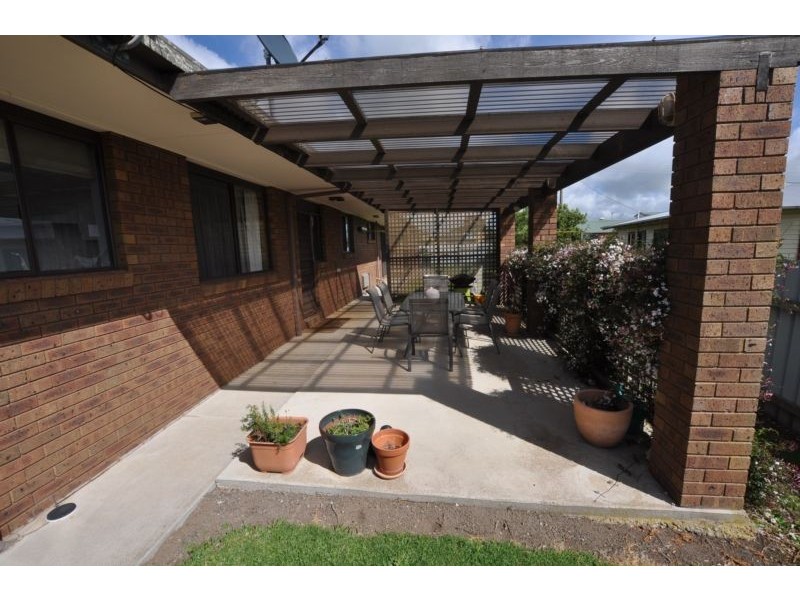 2 Victoria Street, Cobden VIC 3266