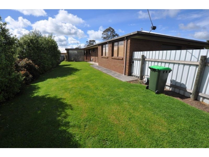 2 Victoria Street, Cobden VIC 3266