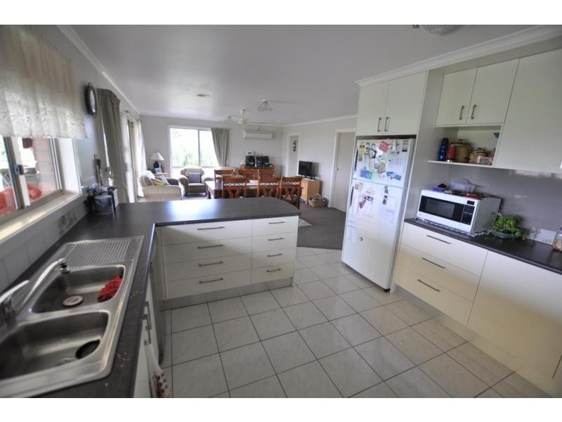 3 Blandford Street, Cobden VIC 3266