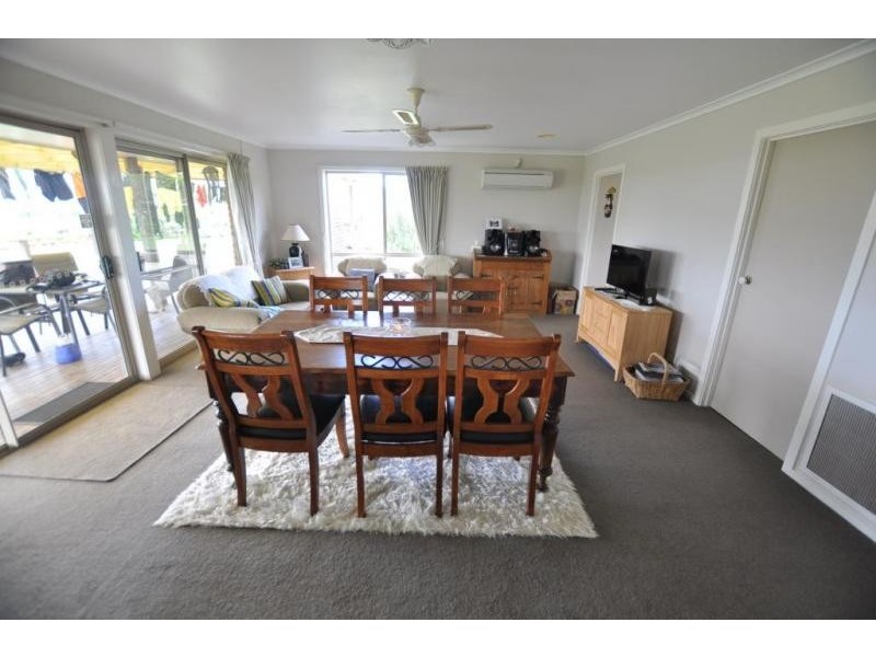 3 Blandford Street, Cobden VIC 3266