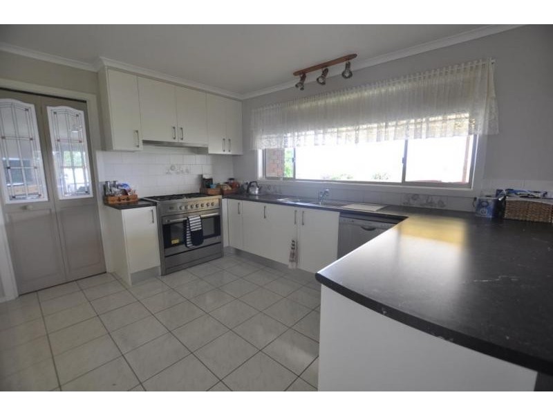 3 Blandford Street, Cobden VIC 3266