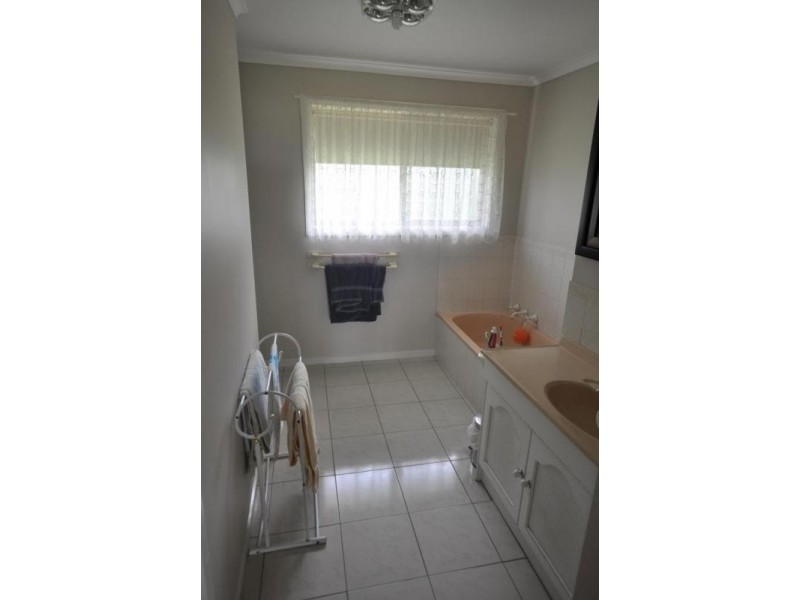 3 Blandford Street, Cobden VIC 3266