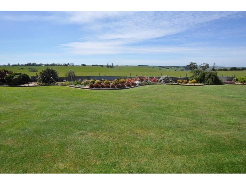 3 Blandford Street, Cobden VIC 3266