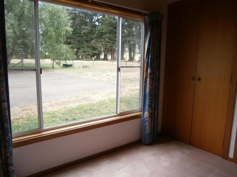57 Kennas Lane, Glenormiston South VIC 3265