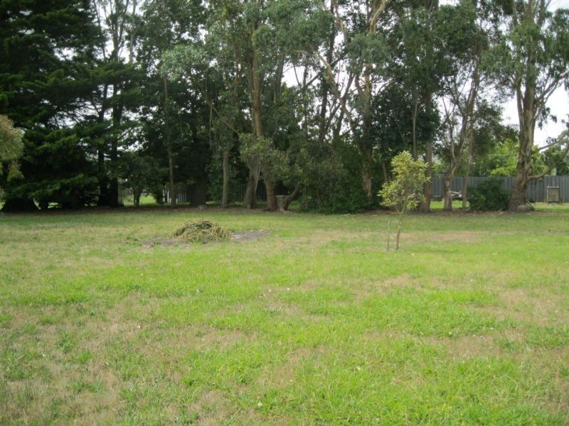 43 Clarke Street, Cobden VIC 3266
