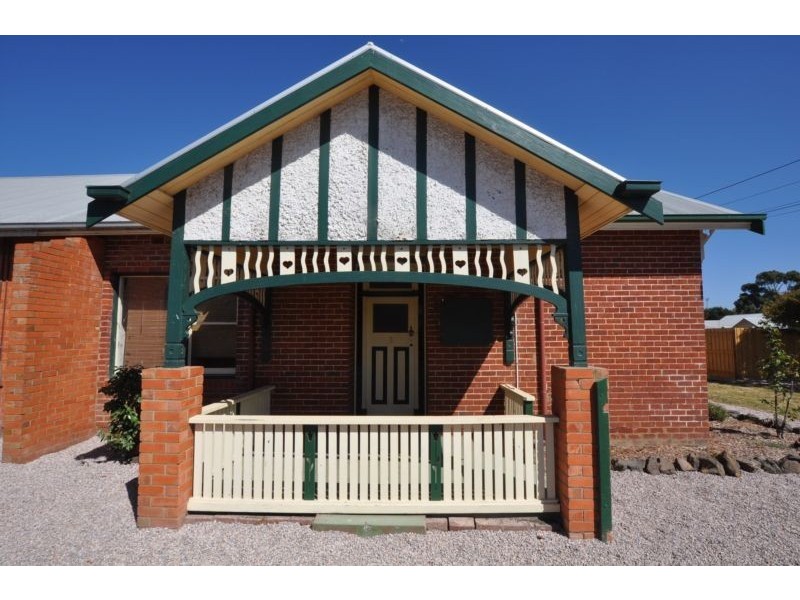 33 Clarke Street, Cobden VIC 3266
