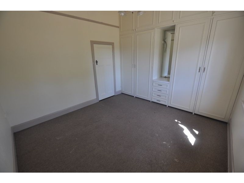 33 Clarke Street, Cobden VIC 3266