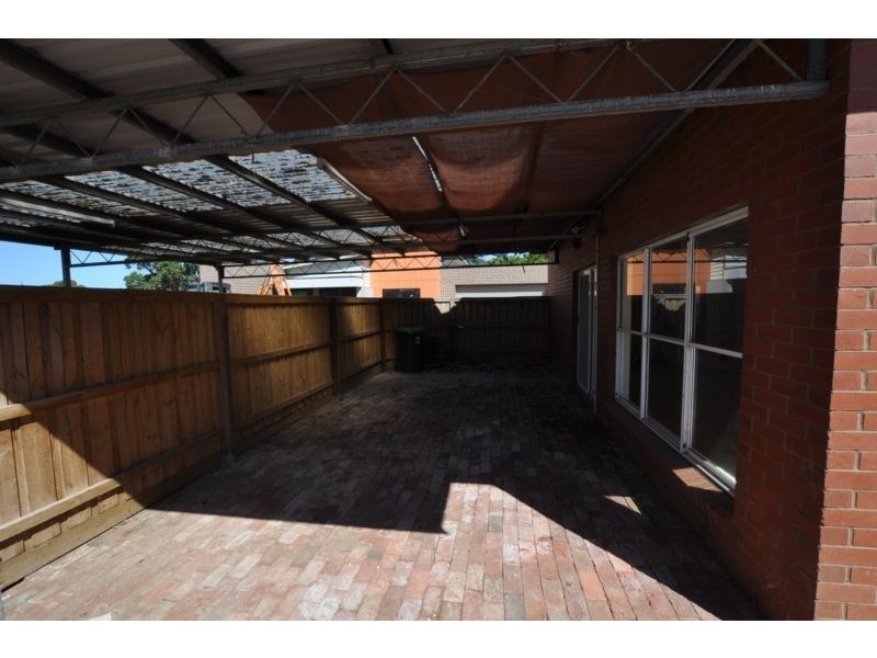 33 Clarke Street, Cobden VIC 3266