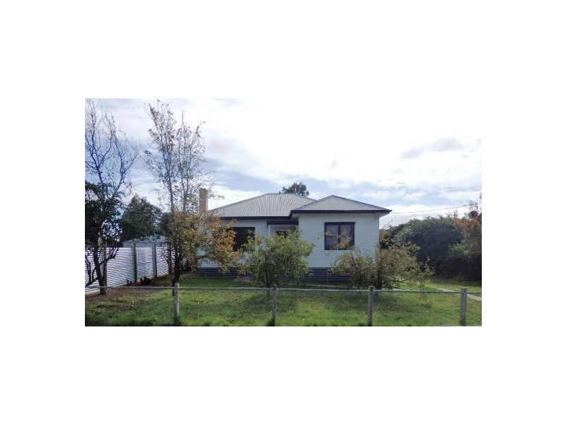 84 William Street, Lismore VIC 3324