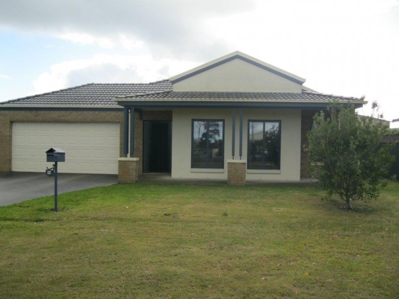 66 Mitchell Street, Cobden VIC 3266