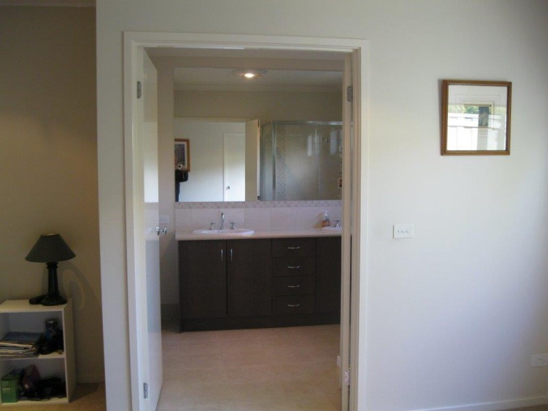 66 Mitchell Street, Cobden VIC 3266