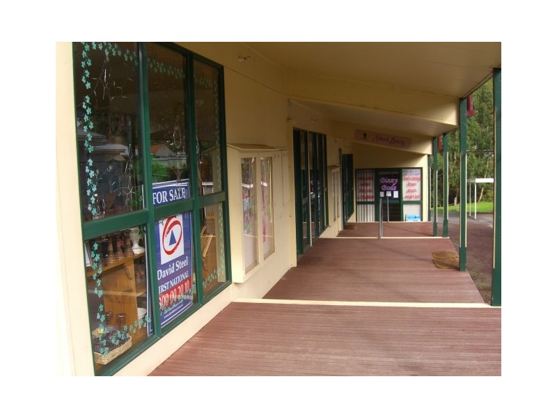 5 Main Street, Timboon VIC 3268