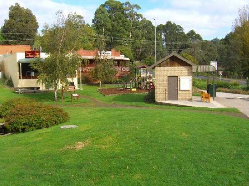 1 Rands road, Timboon VIC 3268