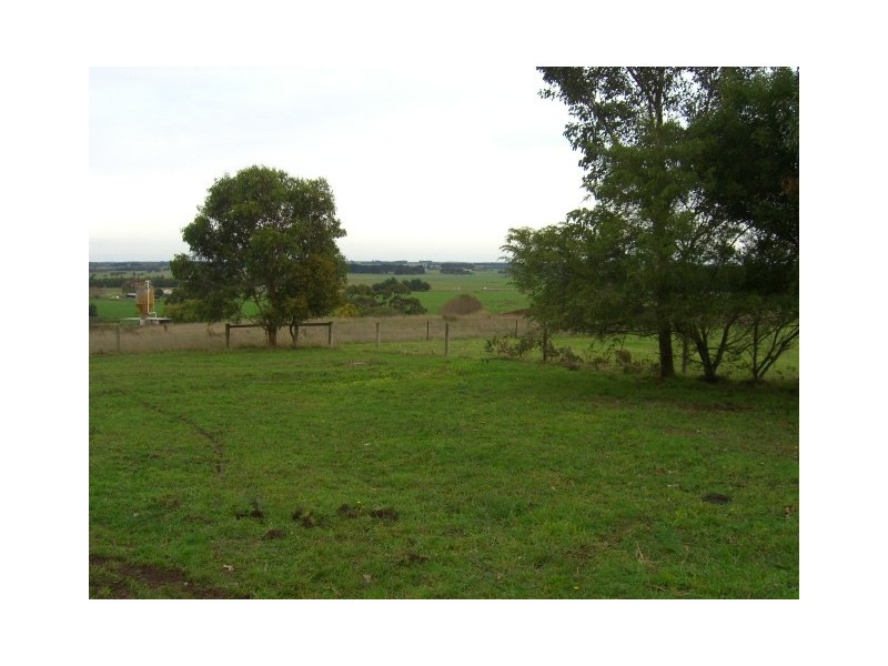 1108 Cross Forest Road, Cobden VIC 3266