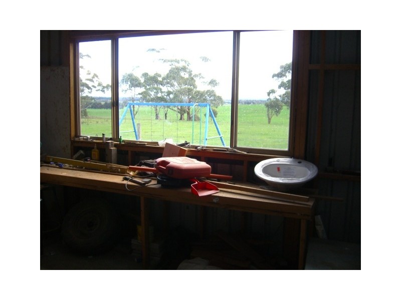 1108 Cross Forest Road, Cobden VIC 3266