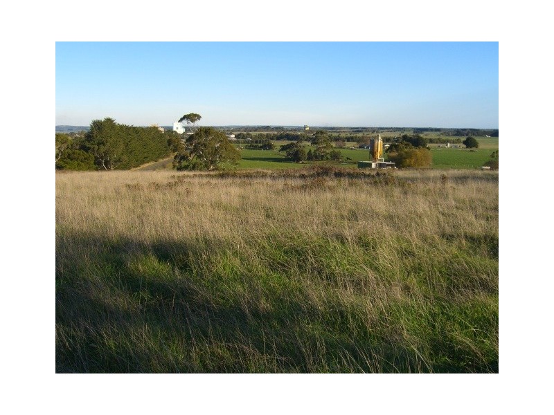 1108 Cross Forest Road, Cobden VIC 3266