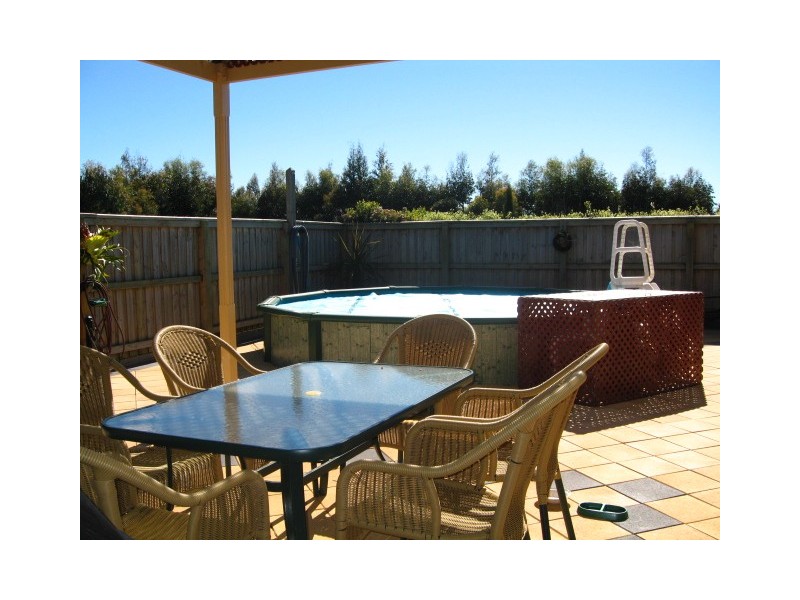 37 Bucks road, Simpson VIC 3266